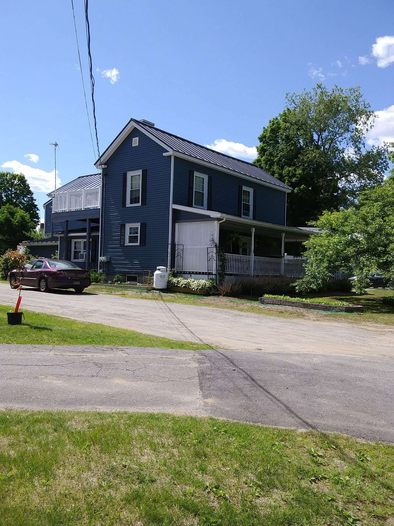 Contractor rental house in Skowhegan, Maine - exterior view showing location